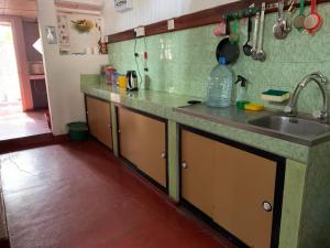 Cucina o angolo cottura di Sobha Holiday Home