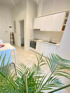 B&B Guest House Du Lac的厨房或小厨房