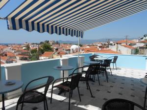 Zorbas Hotel & Studios tesisinde bir balkon veya teras