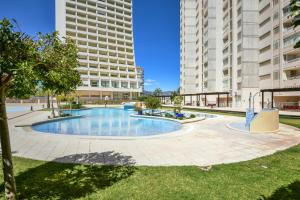 Basen w obiekcie Homeincalpe Apolo XVI 2-3-14 lub w pobliżu