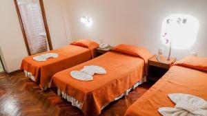 Ένα ή περισσότερα κρεβάτια σε δωμάτιο στο Crystal Hotel +42 φωτογραφίες