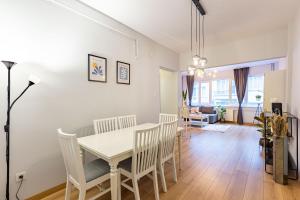 Kép Chic Apartment Close to Metro & Top Attractions in Center of Nisantasi szállásáról Isztambulban a galériában Még 15 kép