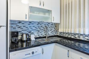 Kép Chic Apartment Close to Metro & Top Attractions in Center of Nisantasi szállásáról Isztambulban a galériában