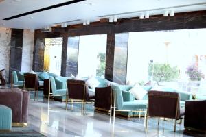 A seating area at Marina Sharm Hotel