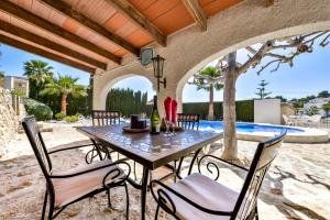 Ein Balkon oder eine Terrasse in der Unterkunft Villas Guzman - Flores