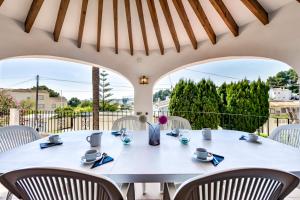 Ein Balkon oder eine Terrasse in der Unterkunft Villas Guzman - Flores