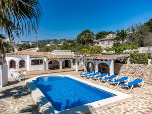 Der Swimmingpool an oder in der Nähe von Villas Guzman - Flores