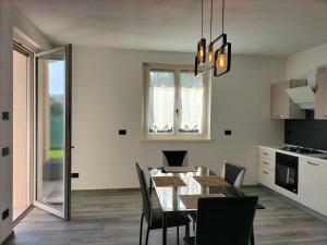 Zdjęcie z galerii obiektu Villa Verde, Romantica Villetta w mieście Lazise