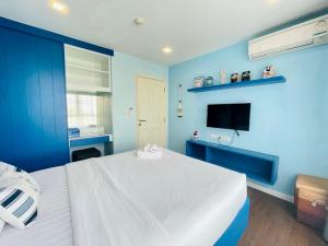 TV a/nebo společenská místnost v ubytování Baan Imm Aim Huahin sea view