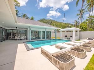 Imagem da galeria de Villa Sumalee - private villa 5 min to the beach em Lamai