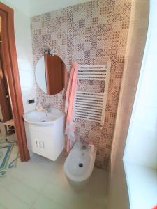 Bathroom sa Casa Isabea