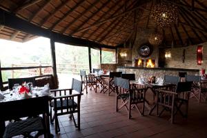 A restaurant or other place to eat at Valley Lodge & Spa