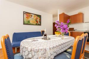 Kuchyň nebo kuchyňský kout v ubytování Apartment Nedjeljka + 13 fotografií