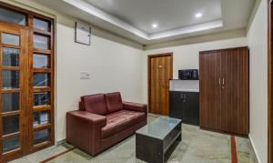 Μια τηλεόραση ή/και κέντρο ψυχαγωγίας στο Itsy Hotels Kozy Rooms