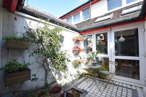 Stylish 3 bed house with parking in Bermondsey, SE1