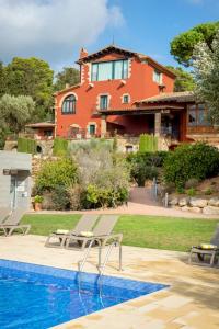Piscina di Mas Ses Vinyes - Adults Only o nelle vicinanze