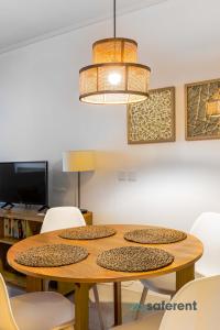 TV/trung tâm giải trí tại Edifício Algarve