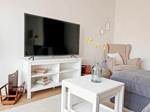 Telewizja i/lub zestaw kina domowego w obiekcie Sherryflat C/ Arcos