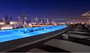 Fotografie z fotogalerie ubytování Elegant Apartment with Burj Khalifa View, Downtown v Dubaji