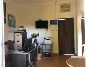 TV a/nebo společenská místnost v ubytování Suba Motel