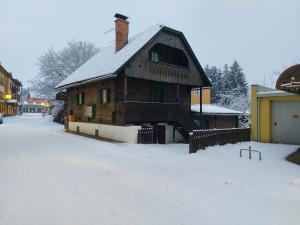 Reginas Ferienhäuschen v zimě