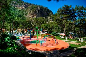 Parquinho infantil em Liberty Lykia