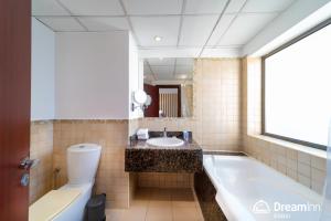 Koupelna v ubytování Dream Inn Apartments - Rimal JBR