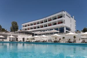 Bazén v ubytování Margarona Royal Hotel nebo v jeho okolí