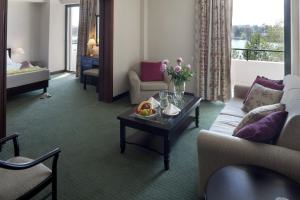 Posezení v ubytování Margarona Royal Hotel