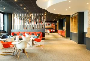 A seating area at ibis Portsmouth