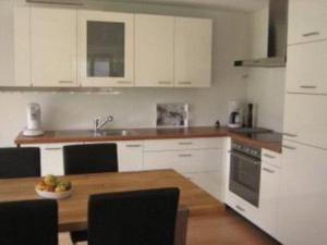 Kuchyňa alebo kuchynka v ubytovaní Haus Kanisblick Appartements