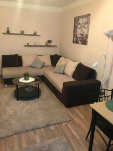 Posedenie v ubytovaní Menta apartman