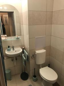 Kúpeľňa v ubytovaní Menta apartman