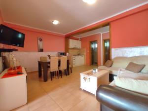 Posezení v ubytování Apartmani Tomić 4*