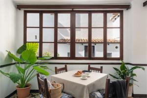 Reštaurácia alebo iné gastronomické zariadenie v ubytovaní Hostal Pons
