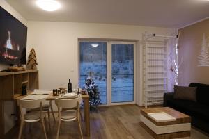 Zdjęcie z galerii obiektu Vlčí nora w mieście Horní Maršov
