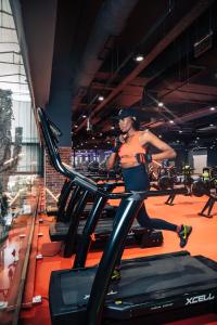 Fitness centrum a/nebo fitness zařízení v ubytování Trademark Hotel, a Member of Design Hotels