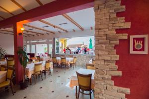 Restaurace v ubytování Premium Appartments Suha Punta