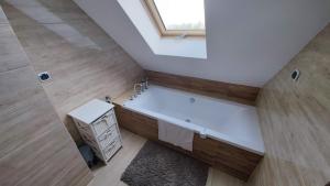 Zdjęcie z galerii obiektu Apartament Urocza przy Wyciągu SKI Arena w Szklarskiej Porębie