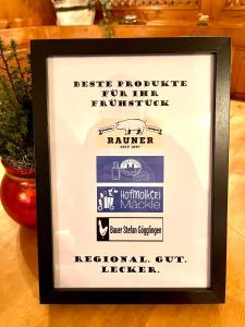 Certifikát, hodnocení, plakát nebo jiný dokument vystavený v ubytování Am Zehntstadl Hotel & Sauna