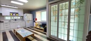 Kuchyň nebo kuchyňský kout v ubytování Hago Guest House