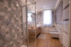 Koupelna v ubytování Villa Elia Suite Room + 15 fotografií