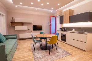 Kuchyň nebo kuchyňský kout v ubytování Villa Elia Suite Room