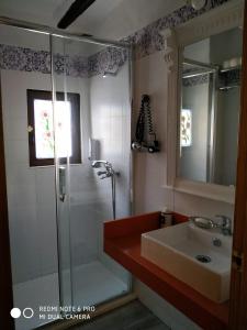 Rural house in Niguelas 10 from the Alpujarra Granadina and ...