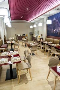 Galeriebild der Unterkunft Hôtel Le Châteaubriant in Châteaubriant