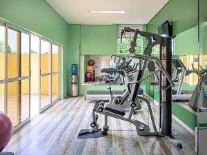 Fitness centrum a/nebo fitness zařízení v ubytování Hotel Nacional Inn Curitiba Santa Felicidade