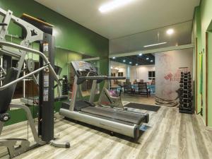 Fitness centrum a/nebo fitness zařízení v ubytování Hotel Nacional Inn Curitiba Santa Felicidade