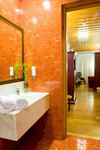 Ένα μπάνιο στο Kyveli Suites