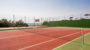 Tenis a/nebo squash v ubytování Aldea Beach 72 nebo okolí