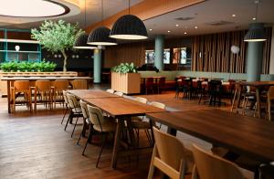 Restaurace v ubytování Sound Garden Hotel Airport